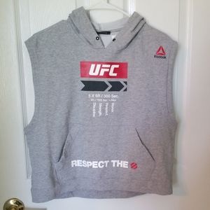 Sleeveless workout hoodie